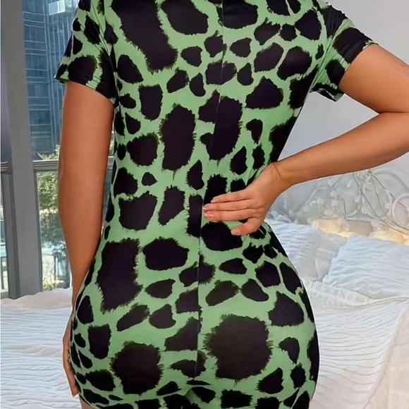 PJ ROMPERS 🥰 - Picture 6 of 8